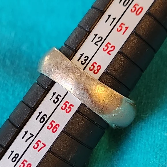 Rainbow Vintage Ring - Picture 5 of 5